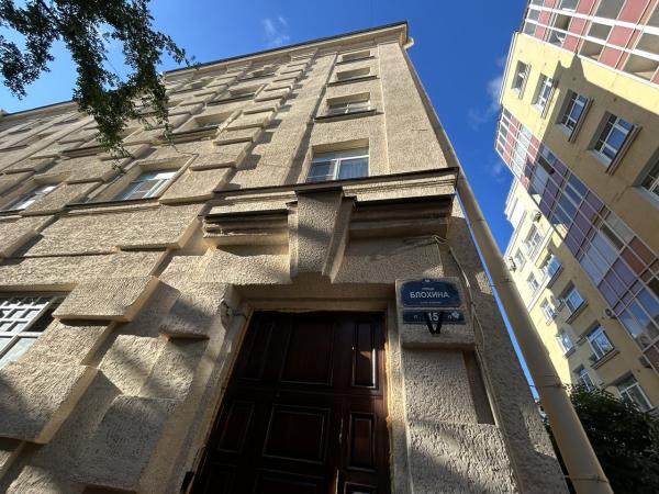 Фасад культовой Камчатки обновили после капитального ремонта