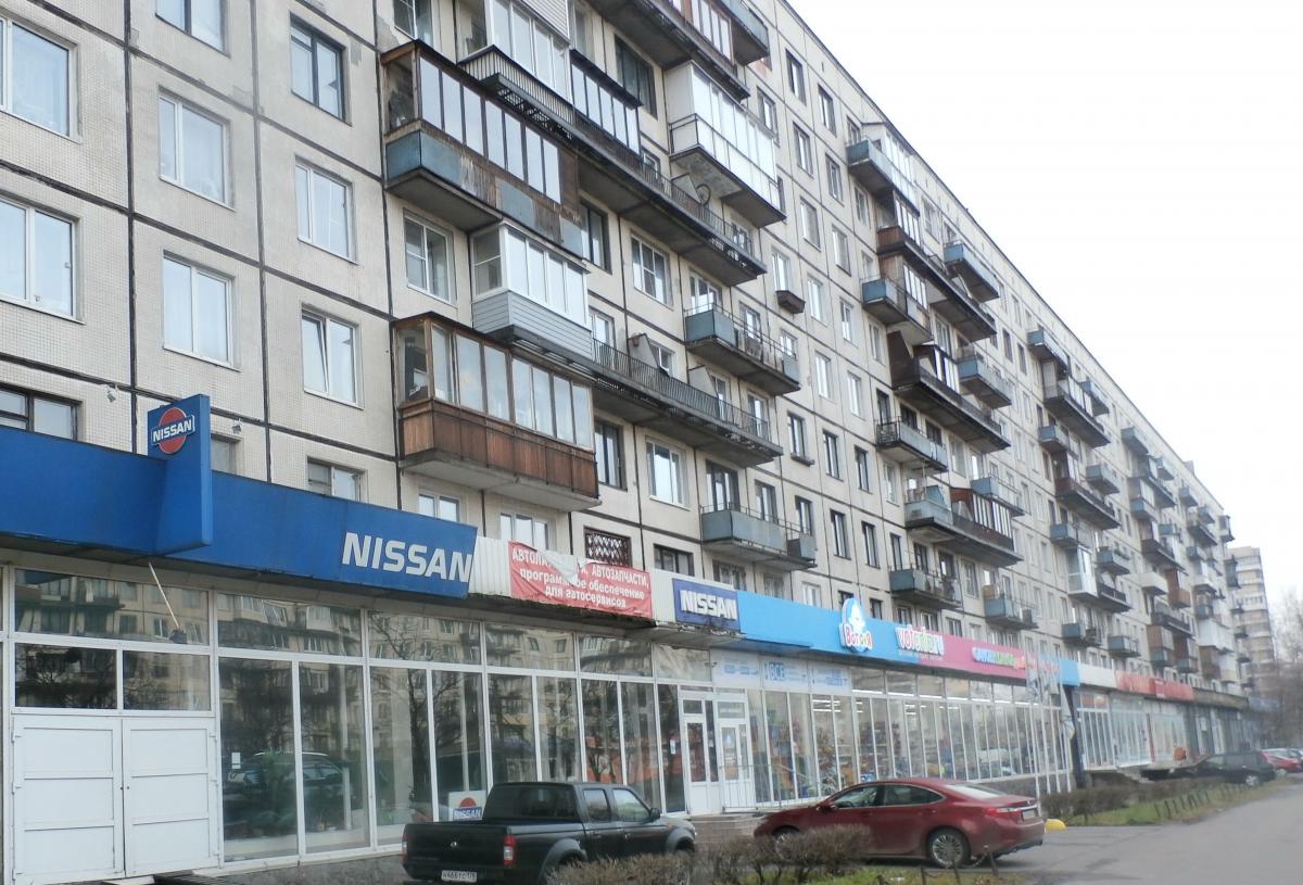 В доме 5 на Апрельской улице обновлен фасад