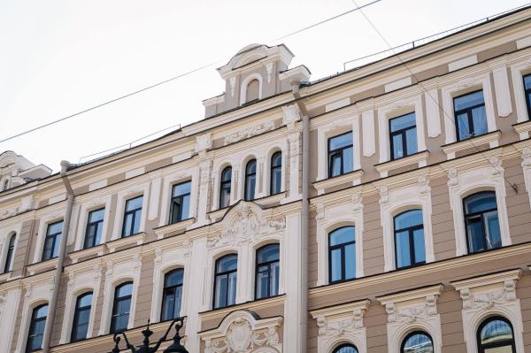 Петербург вошел в тройку лидеров среди регионов России по программе капремонта жилых домов