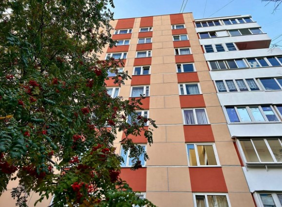 Завершен капитальный ремонт фасада дома по адресу: проспект Королева, 32 к. 2